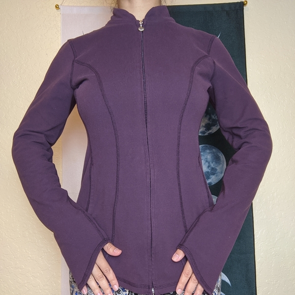 Beyond Yoga Long Curve Jacket (Color: Blackberry) - Picture 3 of 7